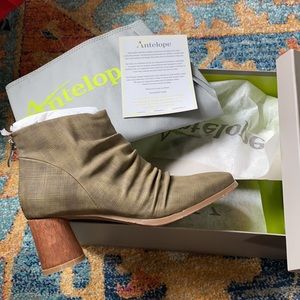 Antelope Rouched Leather Ankle Boot, Khaki NEW